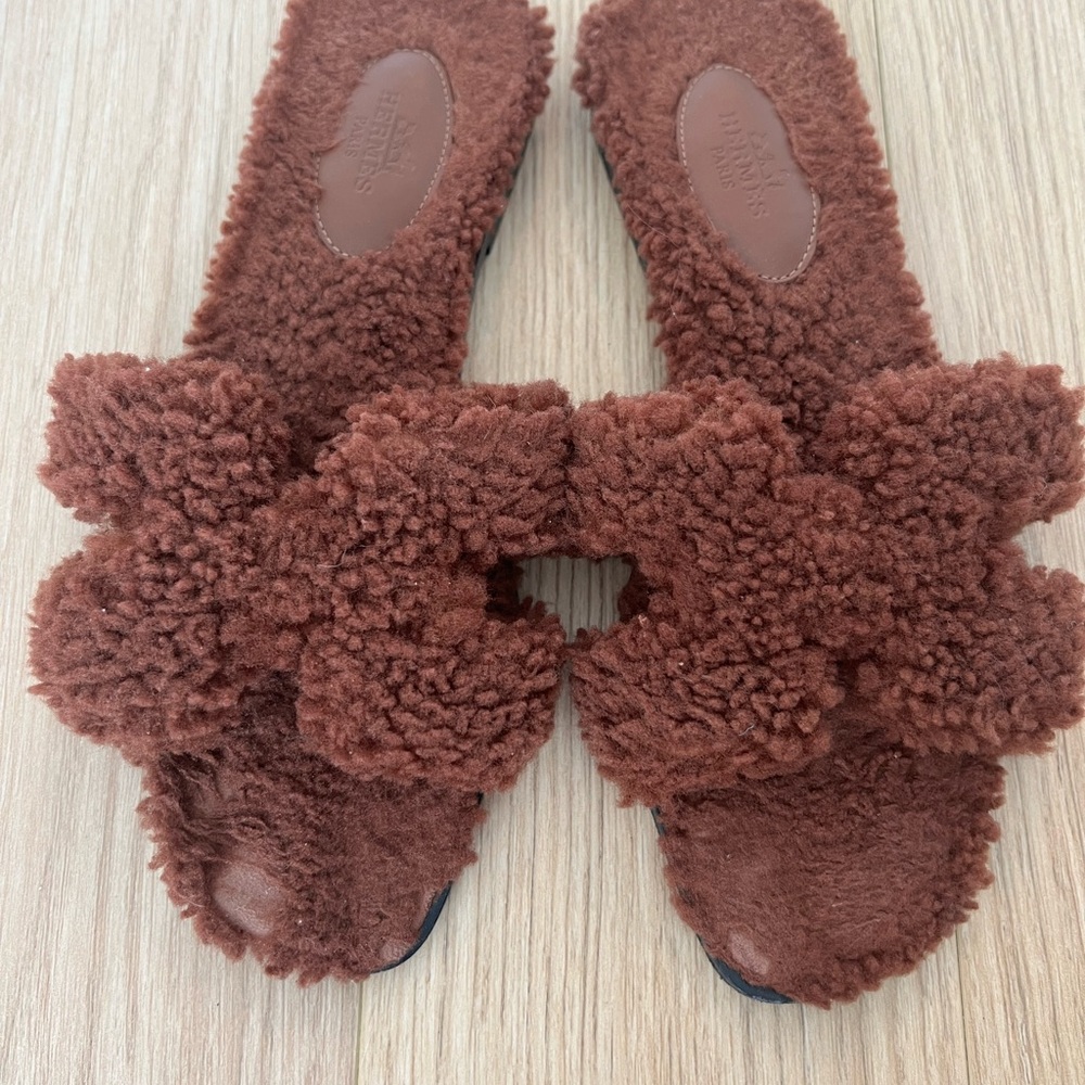 Hermes - Oran Shearling Sandals